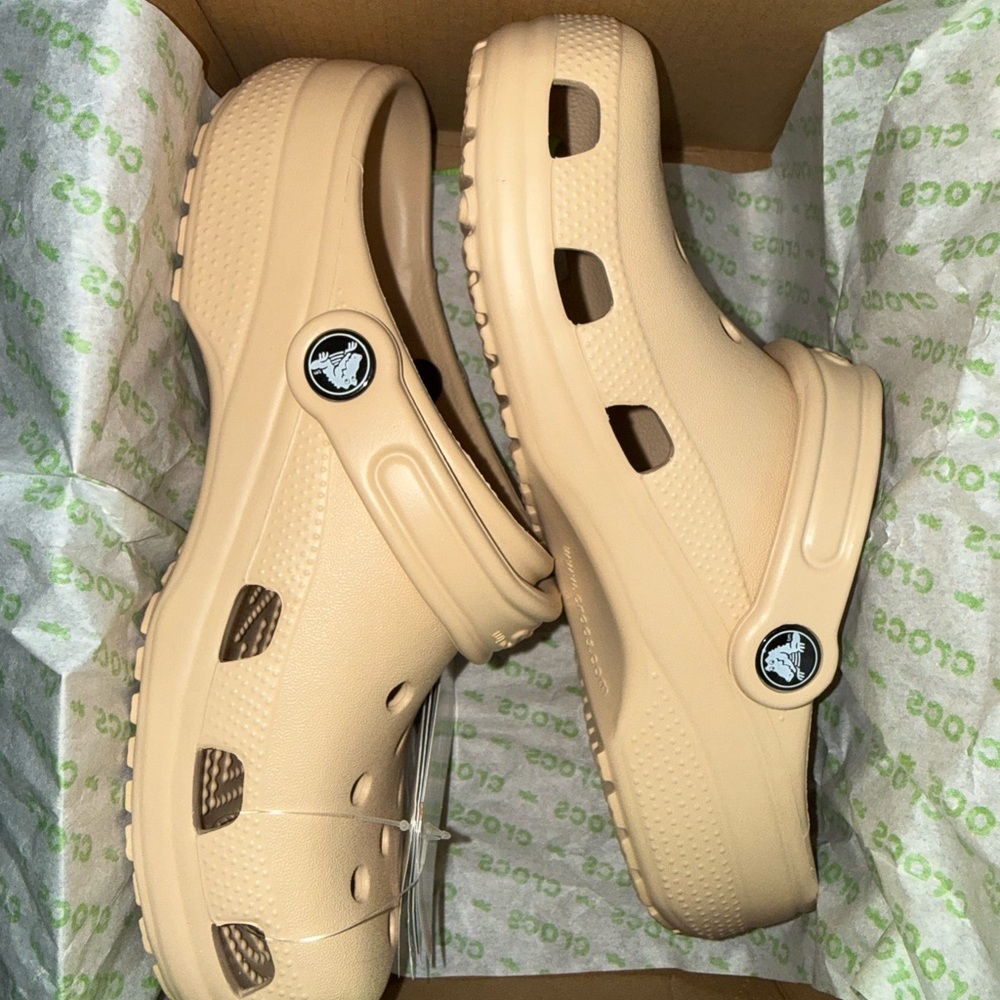 CROCS Classic Clog in Light Tan